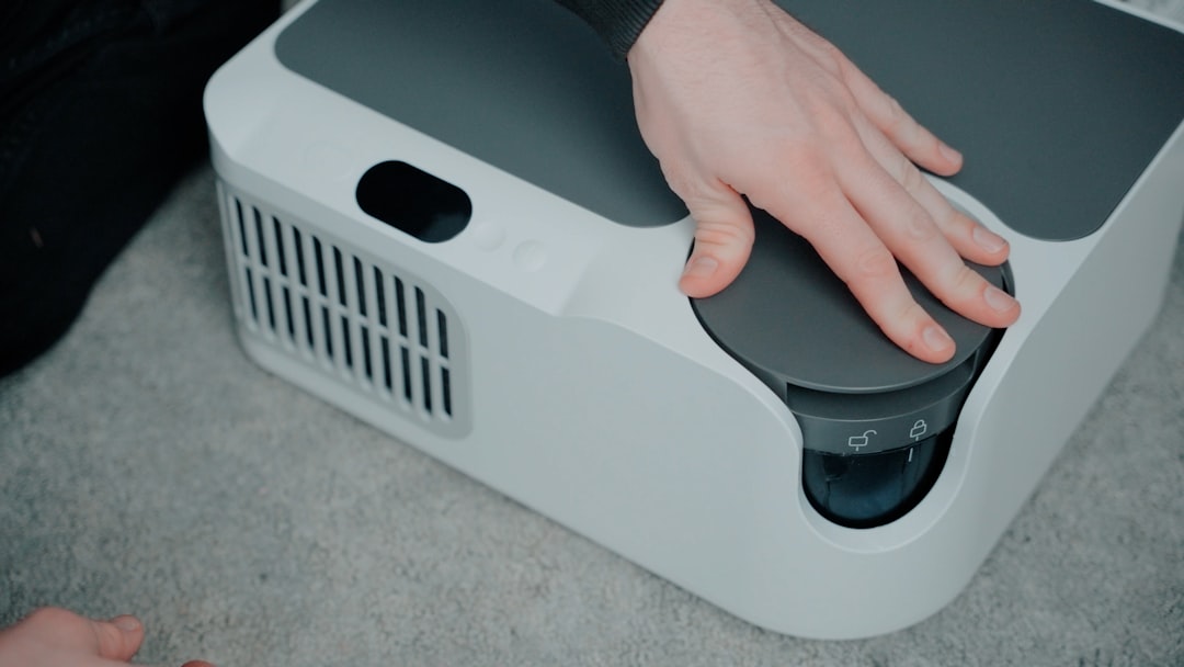 Chilipad Dock Pro control unit. Image free to use with attribution and a dofollow link to the original source: https://www.sleepline.com/chilisleep-review/